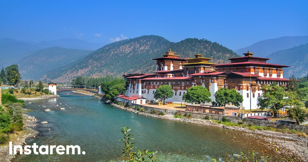 Bhutan travel guide – everything you need to know for leisure travel blog image